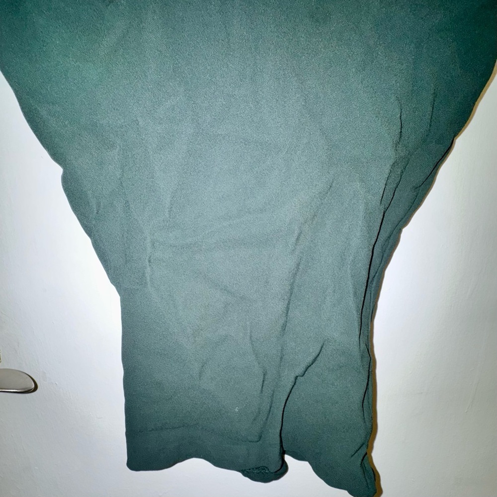 Banana Republic Women's Dark Green Blouse - Picture 8 of 8